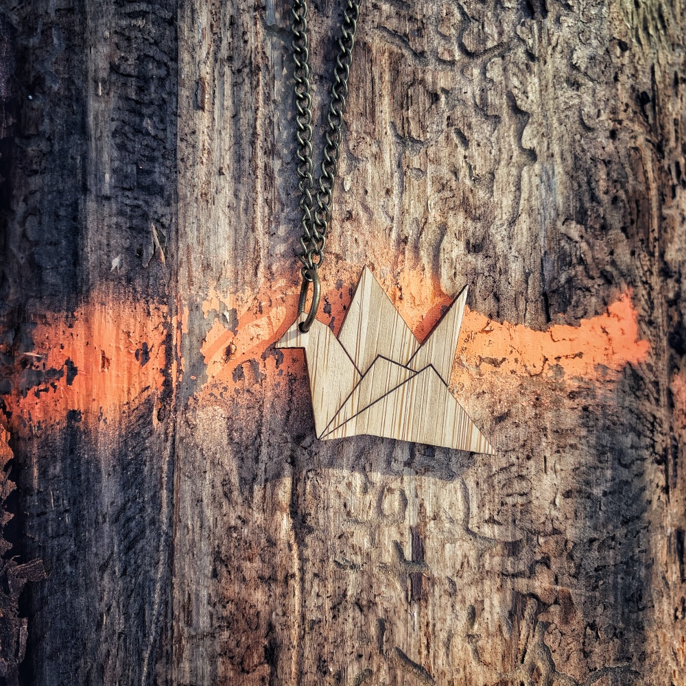Dřevěný náhrdelník Pták origami I.