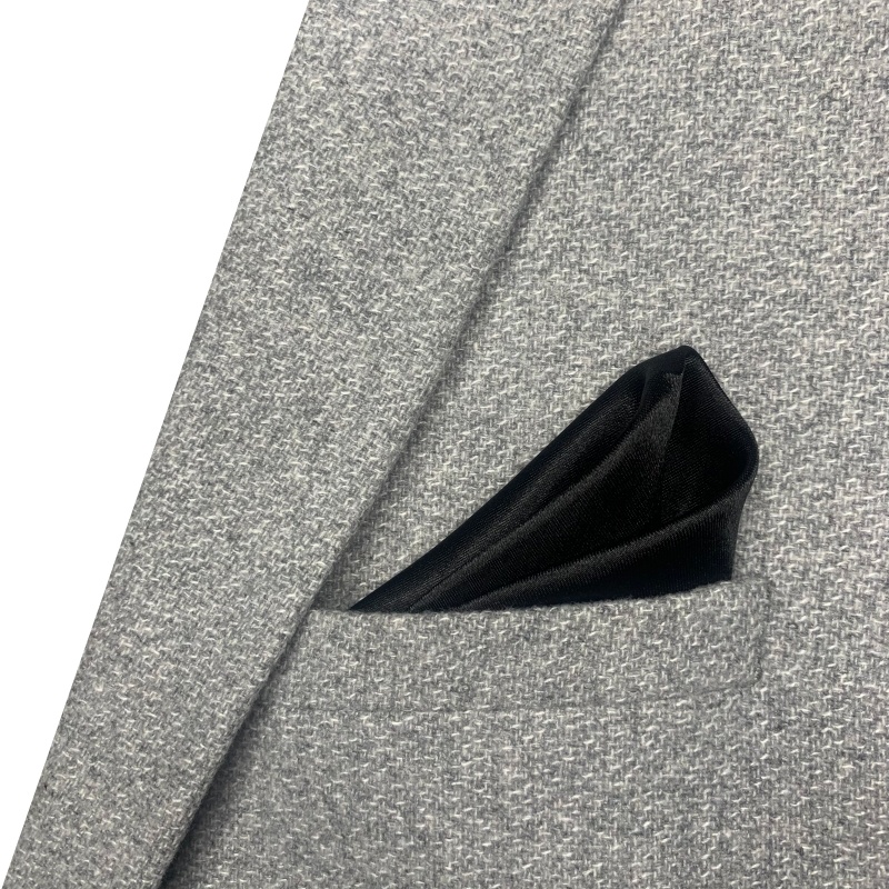 Černý kapesníček Satin