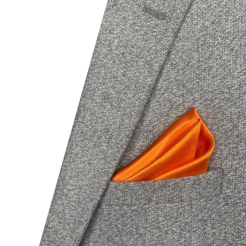 Tmavě oranžový kapesníček Satin