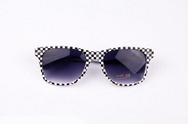 Bílo - černé sluneční brýle Wayfarer Check