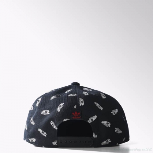 Kšiltovka Adidas Originals NBA Chicago Bulls Superstar